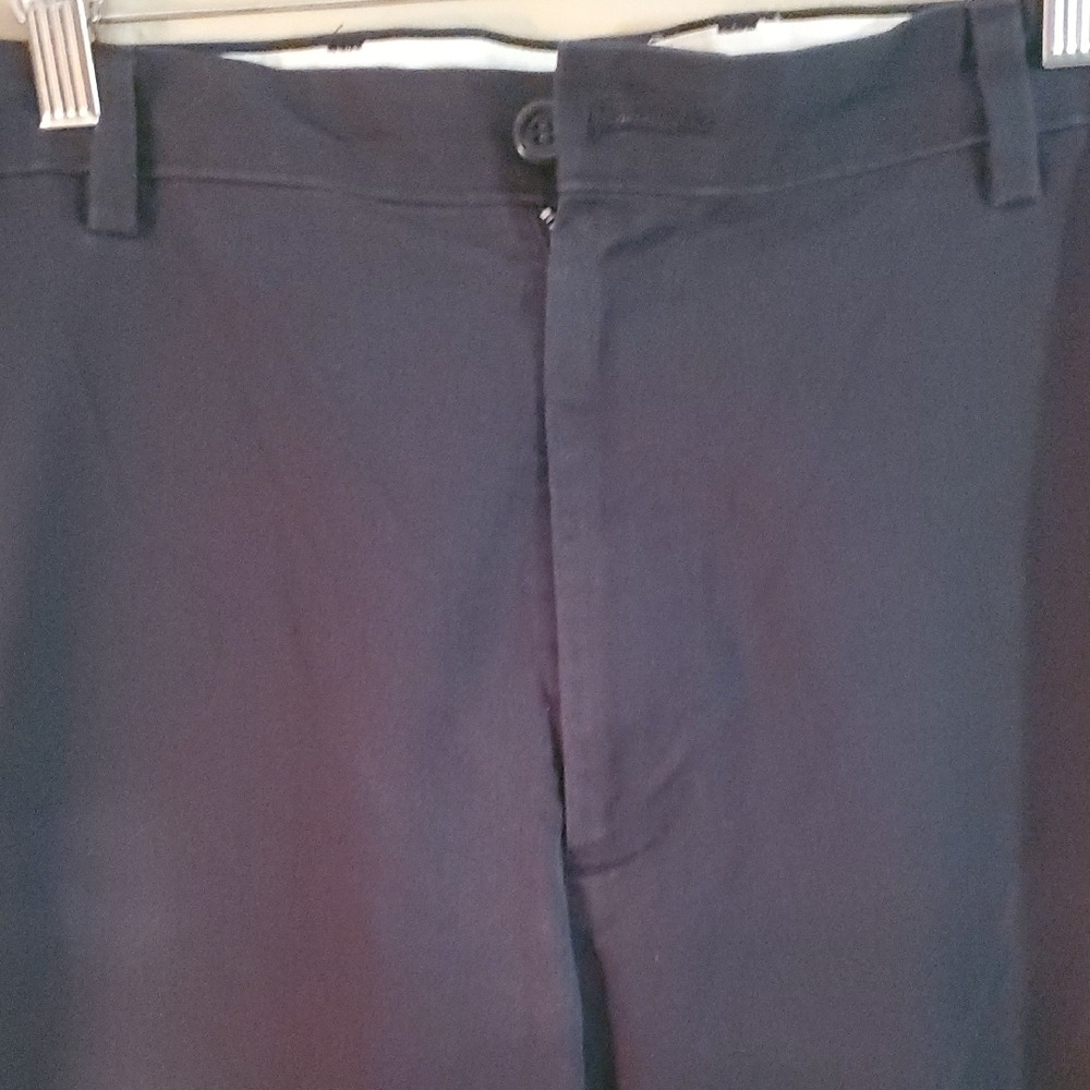 Dockers Men's Elegant Black Dress Pants - Picture 11 of 13